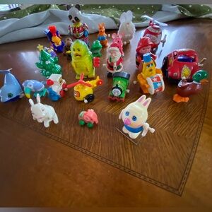 Vintage Lot of 24 Wind up Toys